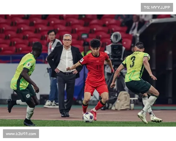 中国国足与越南比赛失误解析:战术漏洞与关键时刻决策失误的深层原因分析 中国国足与越南比赛失误解析:战术漏洞与关键时刻决策失误的深层原因分析