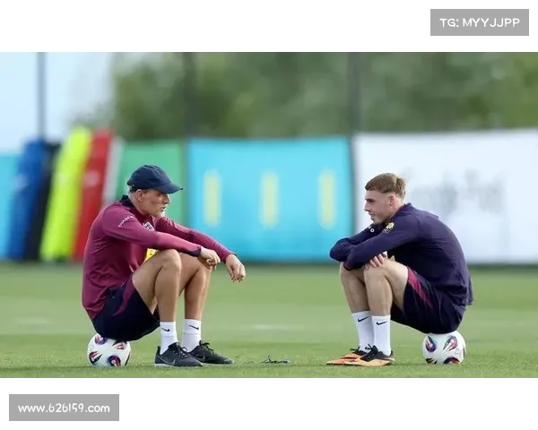 凯恩首次入选英格兰国家队的时间及其职业生涯的重大转折点