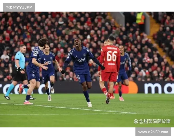 巴黎圣日耳曼与马赛对决战术剖析及关键球员表现解析 巴黎圣日耳曼与马赛对决战术剖析及关键球员表现解析