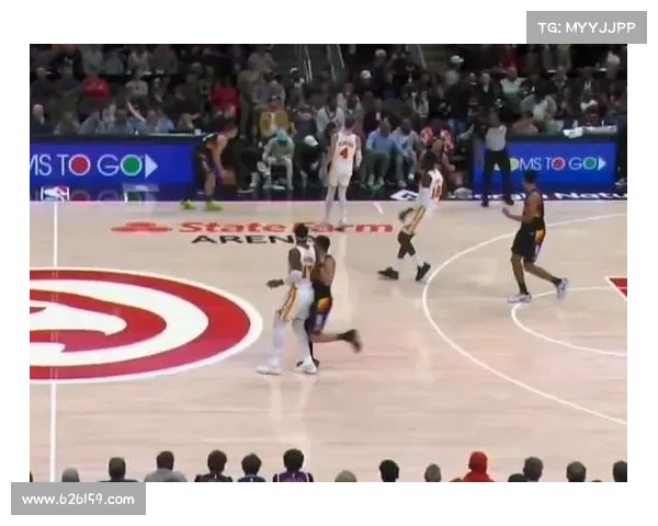 布克在比赛中的表现与对球队整体战术及胜负走势的深远影响分析